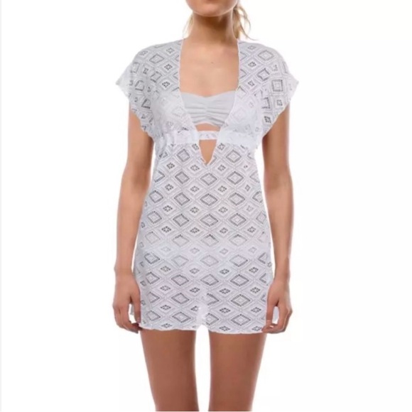 Becca swim cover up - Picture 1 of 3